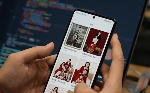 通义千问上线春节新应用，提供免费图像生成服务